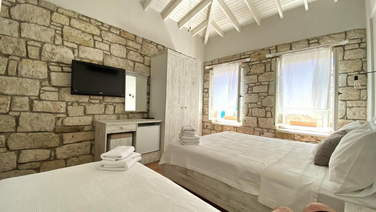 Oberj D'Azur Alacatı Bagian luar foto